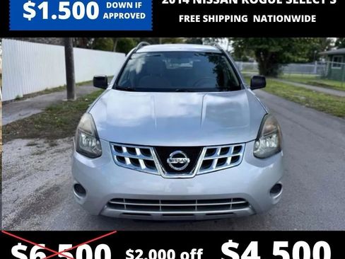 Used 2014 Nissan Rogue S w/ Convenience Package image 2
