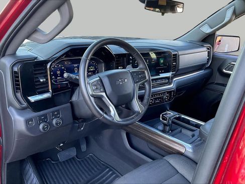 Used 2023 Chevrolet Silverado 1500 RST AWD/4WD image 17