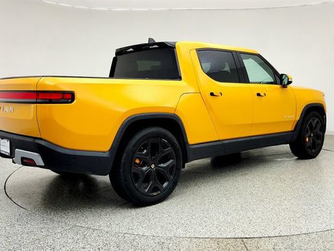 Used 2022 Rivian R1T Adventure AWD/4WD image 5