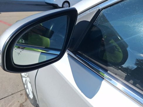 Used 2014 Toyota Avalon Limited image 15