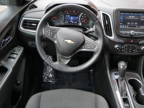 Used 2020 Chevrolet Equinox LT image 14