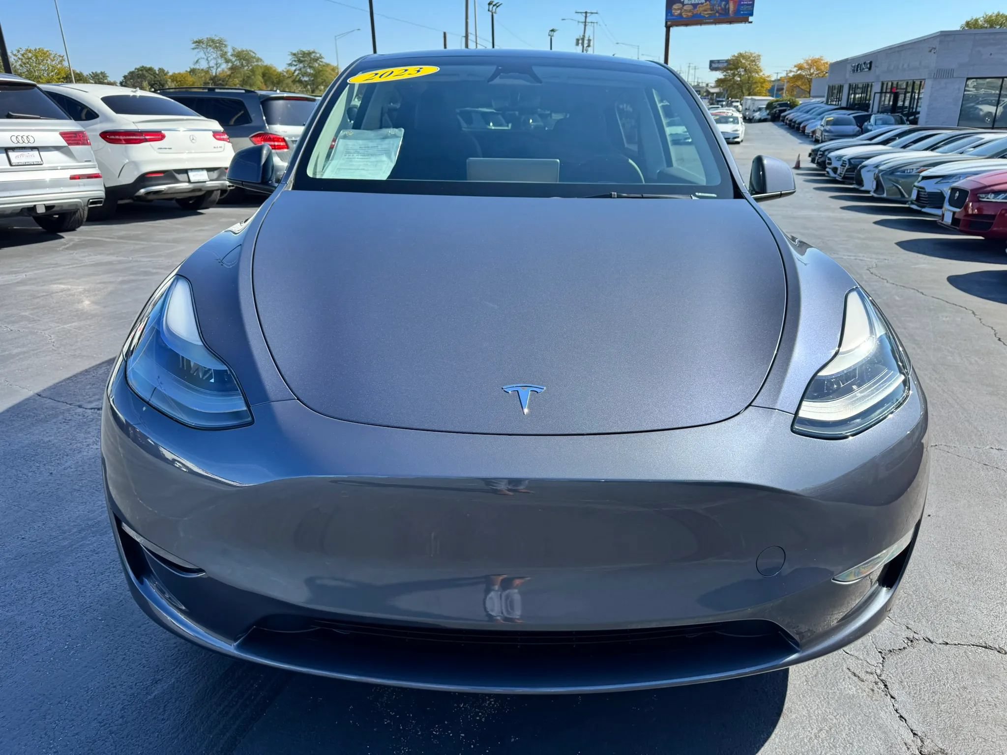 Used 2023 Tesla Model Y Long Range AWD/4WD image 8