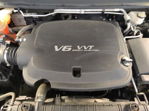 Used 2019 Chevrolet Colorado W/T w/ WT Convenience Package AWD/4WD image 30