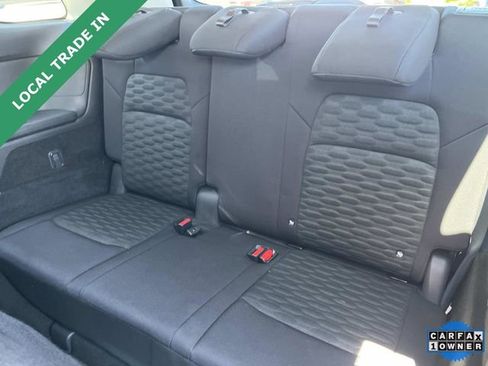 Used 2022 Nissan Pathfinder SV FWD image 19