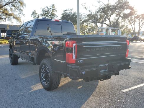 Certified 2025 Ford F250 Platinum image 7