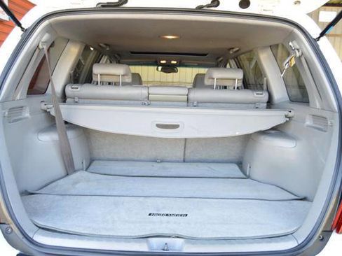Used 2004 Toyota Highlander Limited AWD/4WD image 37