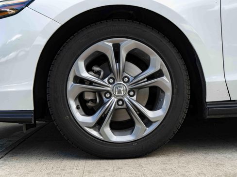 Used 2024 Honda Accord EX image 14