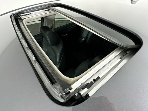 Certified 2025 Honda HR-V EX-L image 21