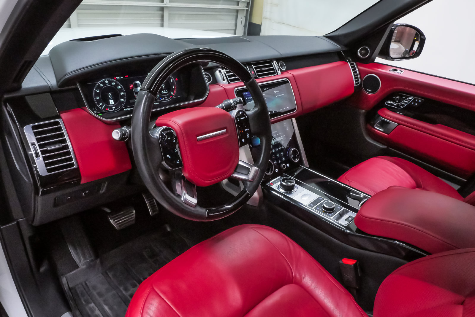 Used 2020 Land Rover Range Rover Long Wheelbase Autobiography AWD/4WD image 2