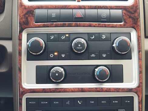 Used 2010 Dodge Journey SXT w/ Flexible Seating Group FWD image 21