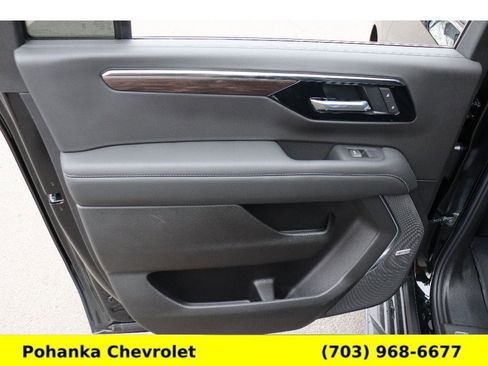 New 2026 Chevrolet Suburban LT w/ Comfort Package image 25