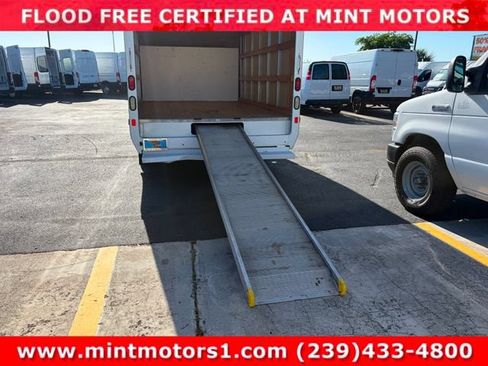 Used 2019 Ford E-350 and Econoline 350 Super Duty RWD image 22