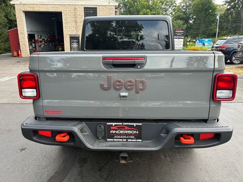 Used 2023 Jeep Gladiator Mojave AWD/4WD image 11