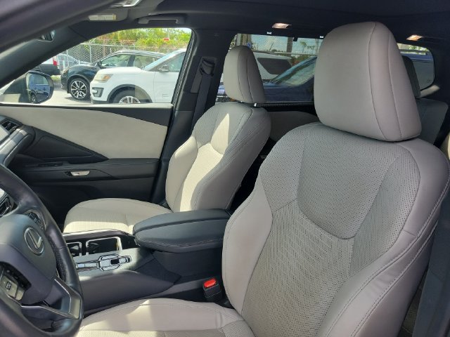 Used 2024 Lexus TX 350 FWD w/ Captains Chair Package image 9