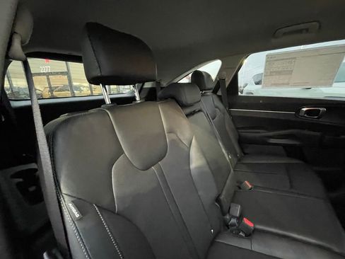 New 2025 Kia Sorento S AWD/4WD image 29
