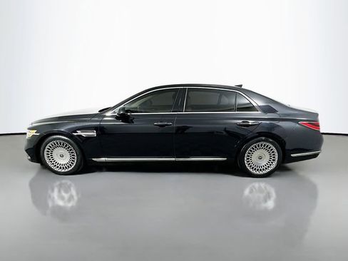 Used 2021 Genesis G90 5.0 Ultimate image 8