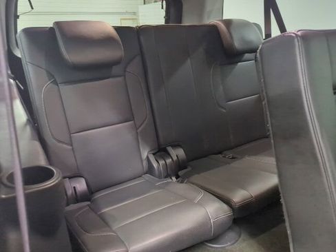 Used 2016 GMC Yukon XL SLT w/ HD Trailering Package AWD/4WD image 27