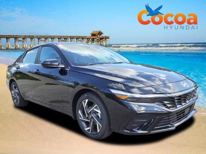 Certified 2024 Hyundai Elantra SEL w/ Convenience Package