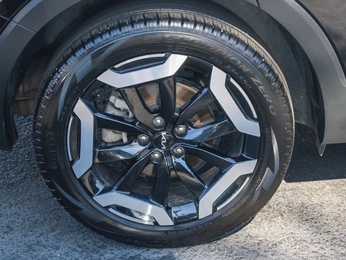 Used 2025 Kia Telluride S AWD/4WD image 12