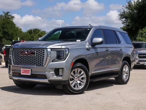 Used 2024 GMC Yukon Denali AWD/4WD image 2