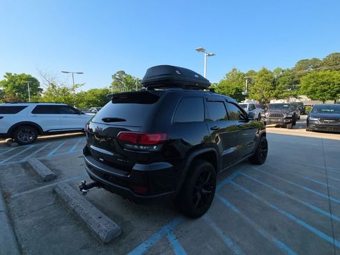 Used 2018 Jeep Grand Cherokee Trailhawk AWD/4WD image 4