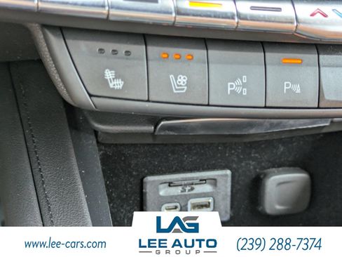 Used 2019 Cadillac XT4 Premium Luxury AWD/4WD image 29