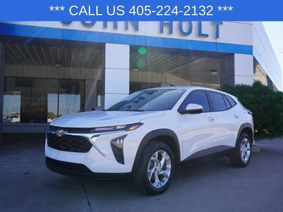 Used 2024 Chevrolet Trax LS w/ LS Convenience Package