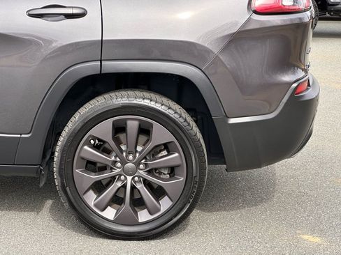 Used 2021 Jeep Cherokee Latitude Lux 80th Anniv w/ Quick Order Package 26U 80TH image 42