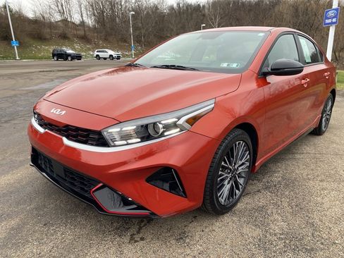 Certified 2024 Kia Forte GT-Line image 7