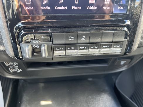 Used 2025 RAM 3500 Tradesman image 17