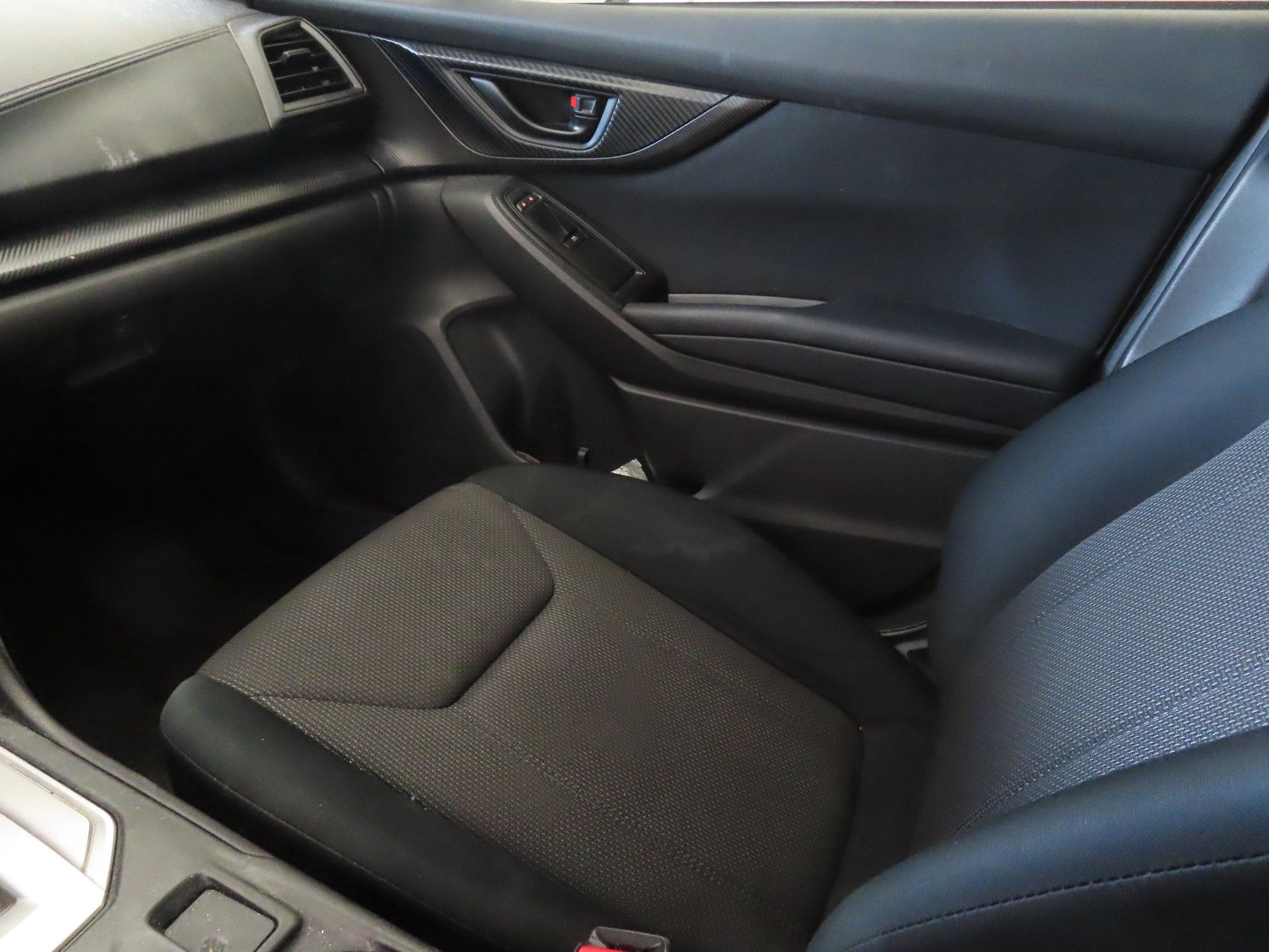 Used 2021 Subaru Crosstrek 2.0i AWD/4WD image 19