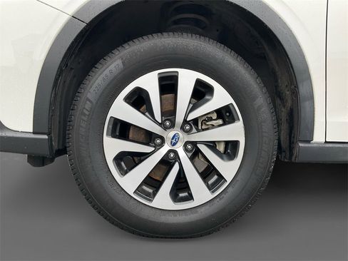 Used 2020 Subaru Outback Premium w/ Popular Package #1 image 15