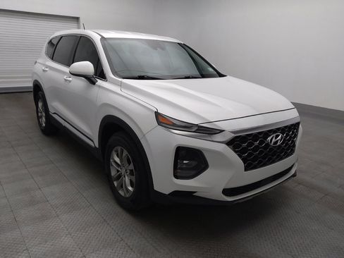 Used 2019 Hyundai Santa Fe SE image 13