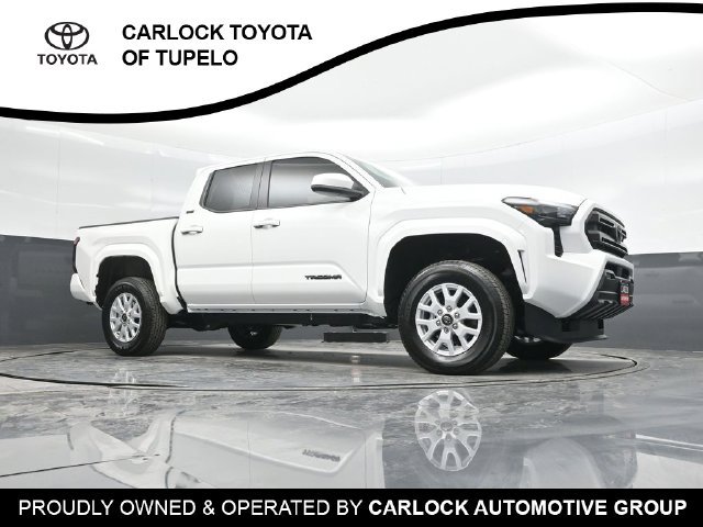 Used 2025 Toyota Tacoma SR5 AWD/4WD image 40