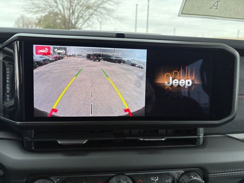 New 2026 Jeep Wrangler Unlimited Rubicon 392 w/ Quick Order Package 27X Moab AWD/4WD image 9