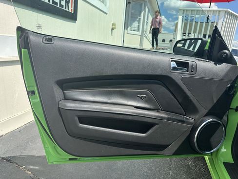 Used 2014 Ford Mustang GT Premium w/ Electronics Package RWD image 17