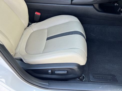 Used 2021 Honda Civic Touring image 27