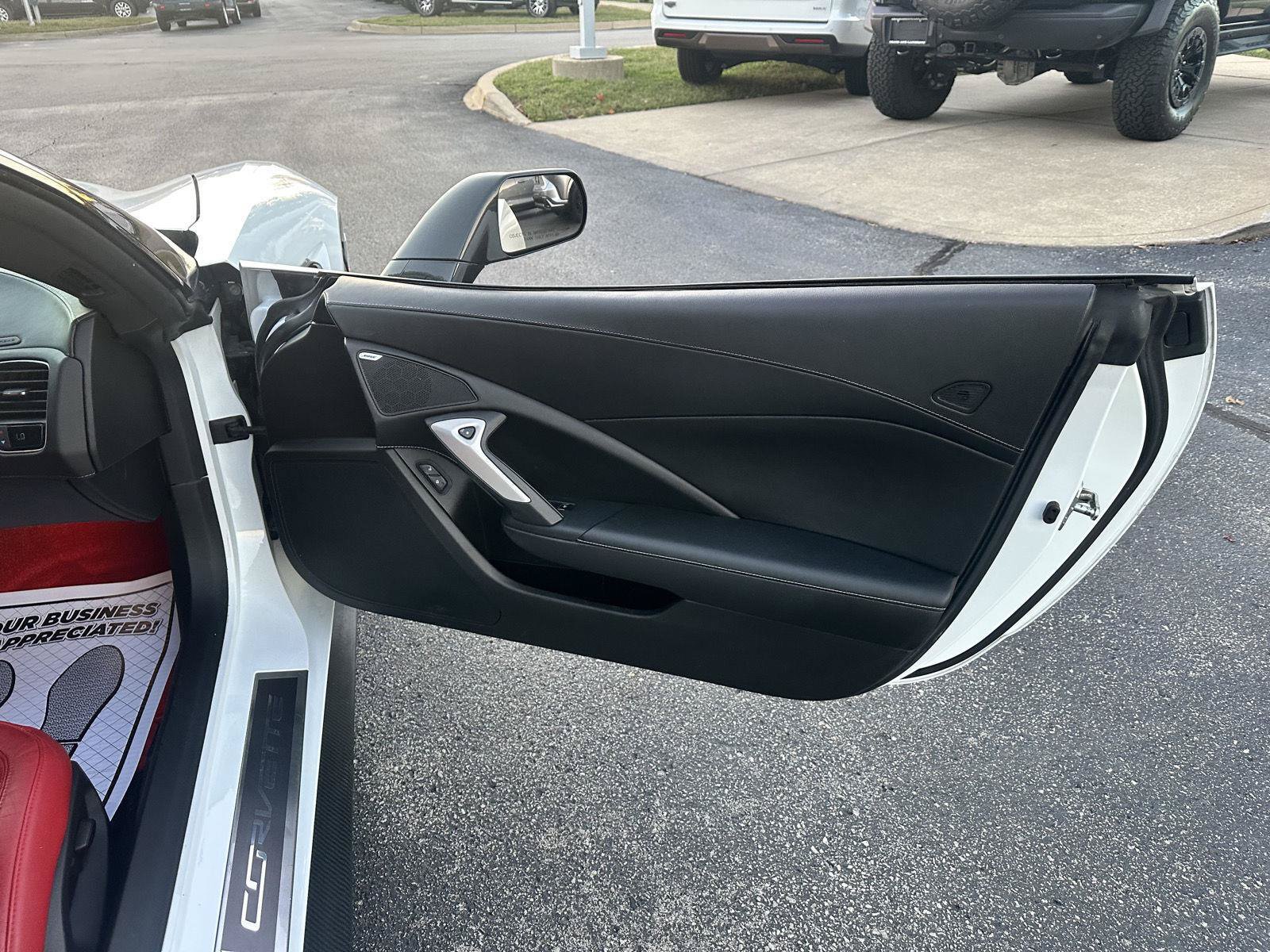 Used 2014 Chevrolet Corvette Stingray Coupe RWD image 18
