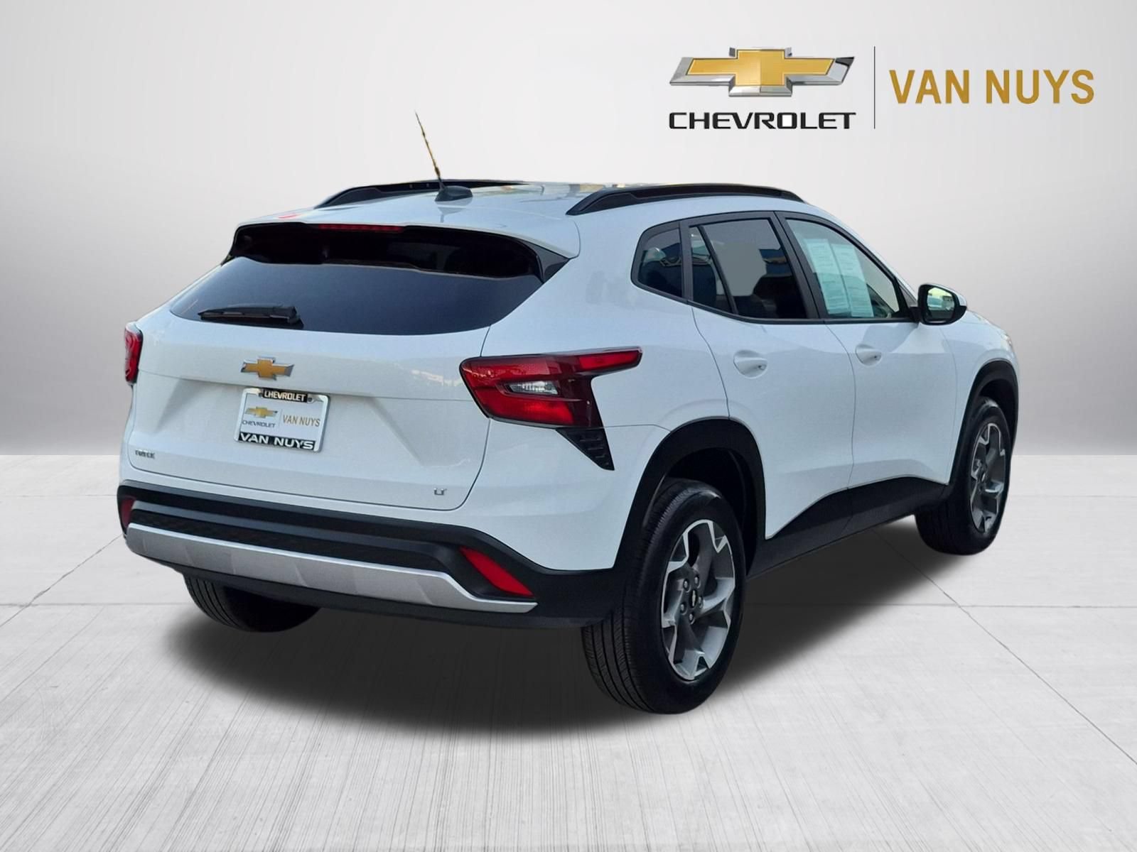 Used 2024 Chevrolet Trax LT FWD image 5