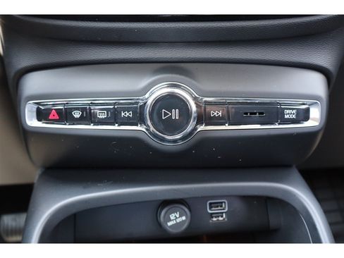 Used 2022 Volvo XC40 T5 Inscription AWD/4WD image 28