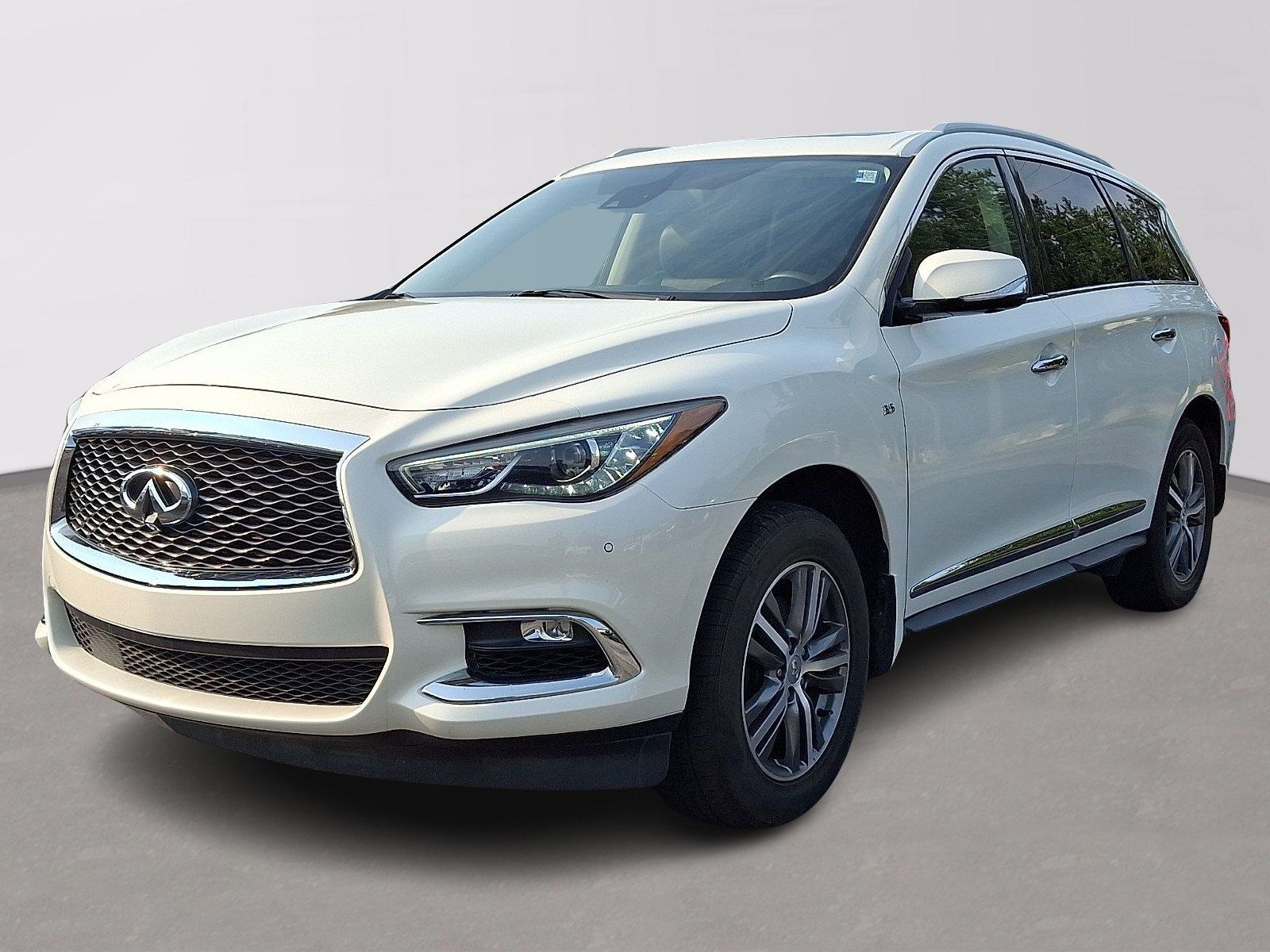 Used 2020 INFINITI QX60 Pure AWD/4WD image 3