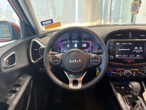 Used 2023 Kia Soul LX w/ Option Group 015 image 15