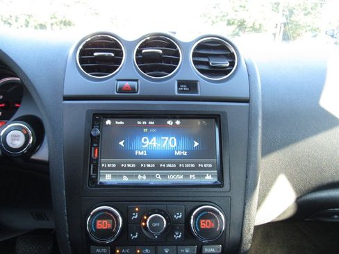 Used 2011 Nissan Altima 2.5 S w/ Convenience Pkg FWD image 30