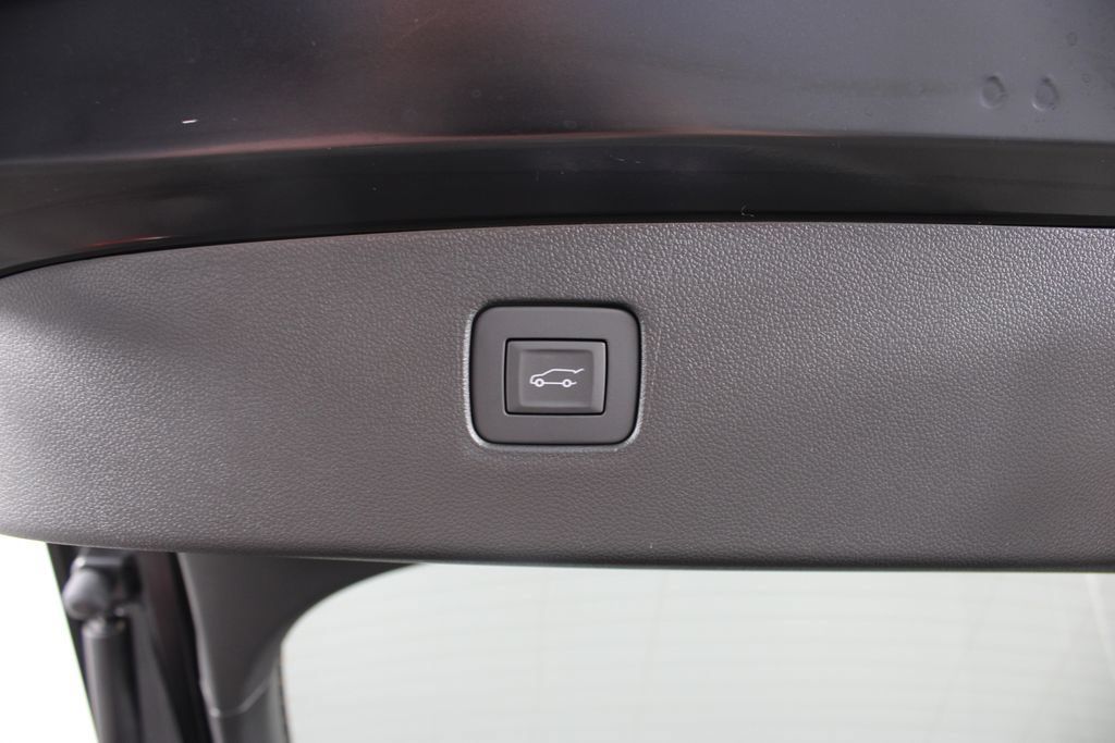 New 2026 Buick Envista Sport Touring w/ Convenience I Package FWD image 18