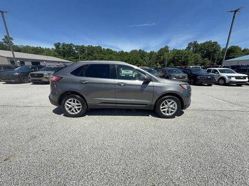 Certified 2023 Ford Edge SEL w/ Convenience Package AWD/4WD image 8