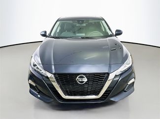 Used 2022 Nissan Altima 2.5 SV w/ SV Premium Package video 2