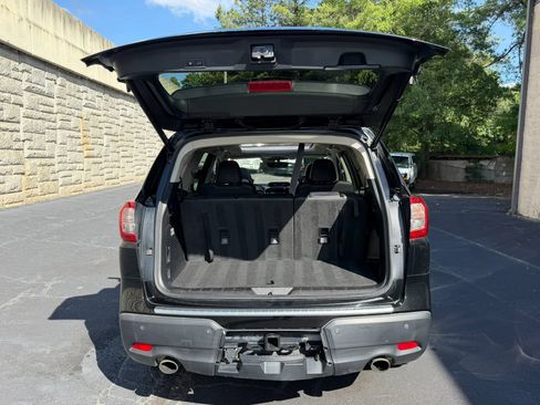 Used 2020 Subaru Ascent Limited w/ Technology Package AWD/4WD image 37