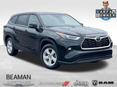 Used 2024 Toyota Highlander LE