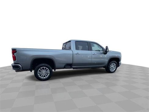 Certified 2025 Chevrolet Silverado 3500 LTZ w/ LTZ Premium Package image 8