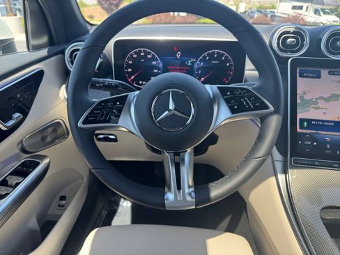 Used 2026 Mercedes-Benz GLC 300 4MATIC image 20